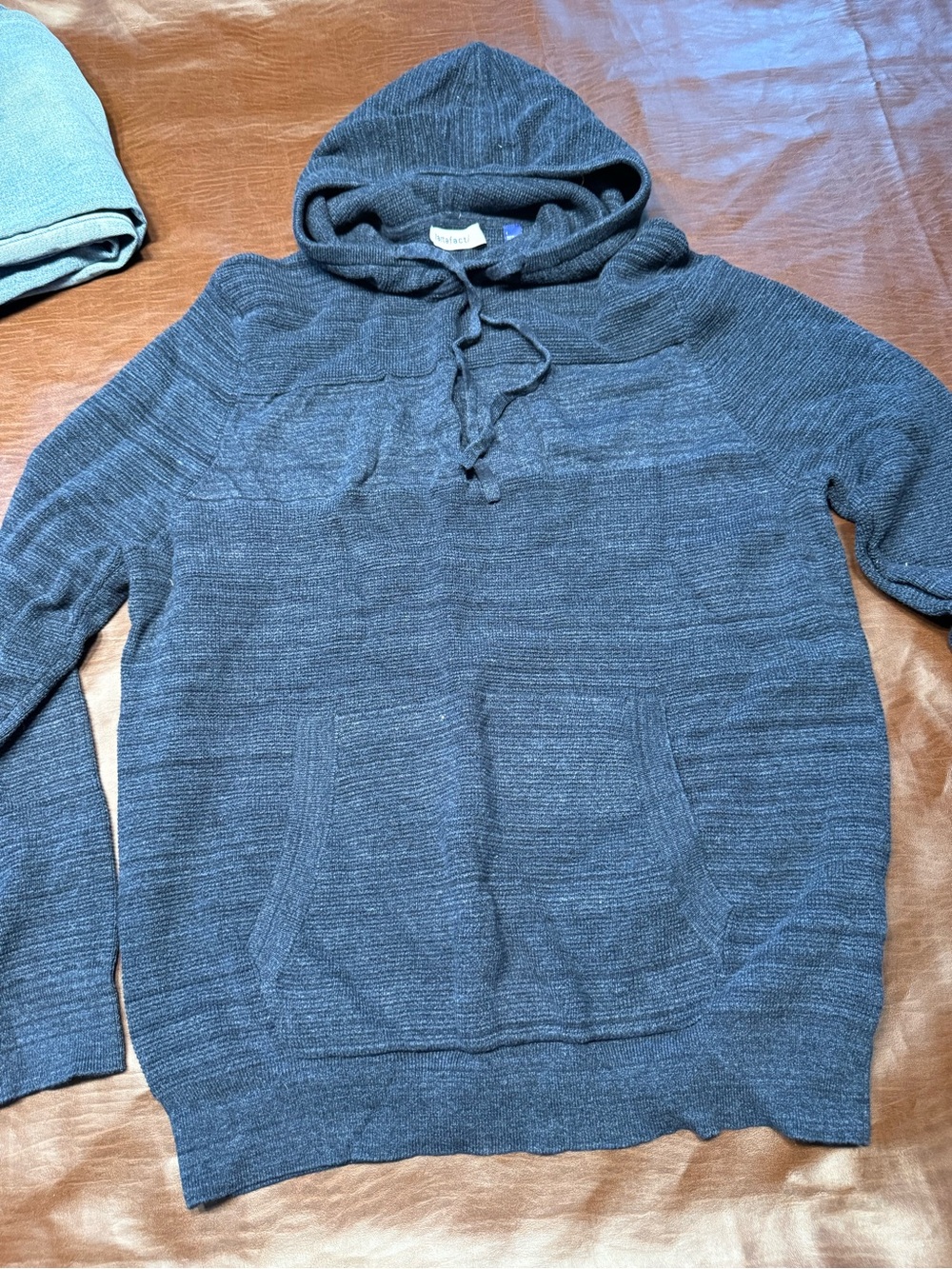 Everlane Men’s Charcoal Knit Hoodie Pullover